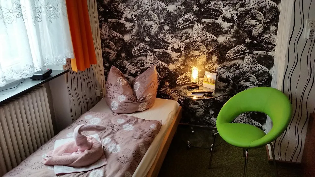 Hotel-Pension Dressel 瓦门施泰纳赫 酒店